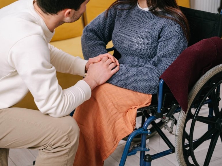 domiciliary care, personal care LA Secure domiciliary care services in essex, london, kent, sussex, suffolk england